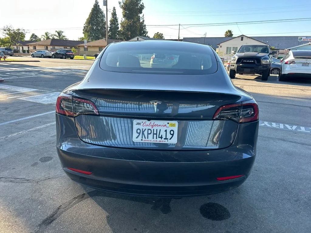 Used 2023 Midnight Silver Metallic Tesla Base image 5