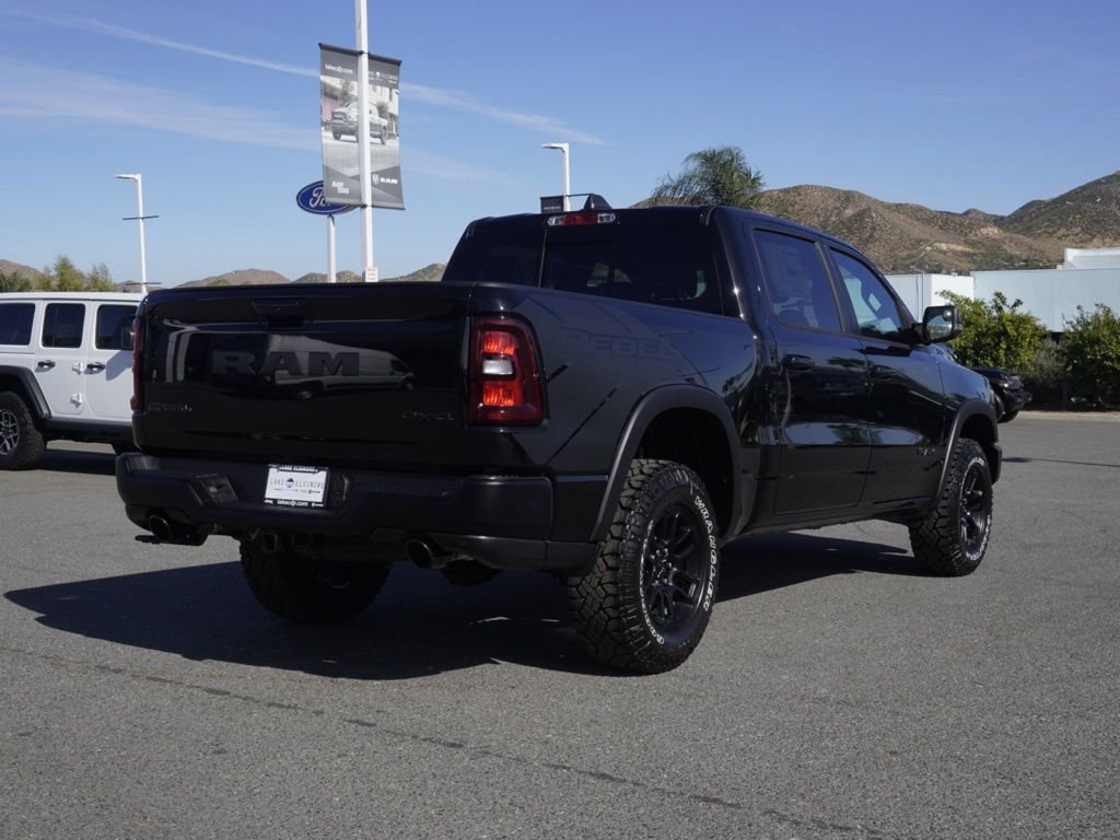 New 2026 Diamond Black Crystal Pearl-Coat Exterior Paint RAM Rebel image 3