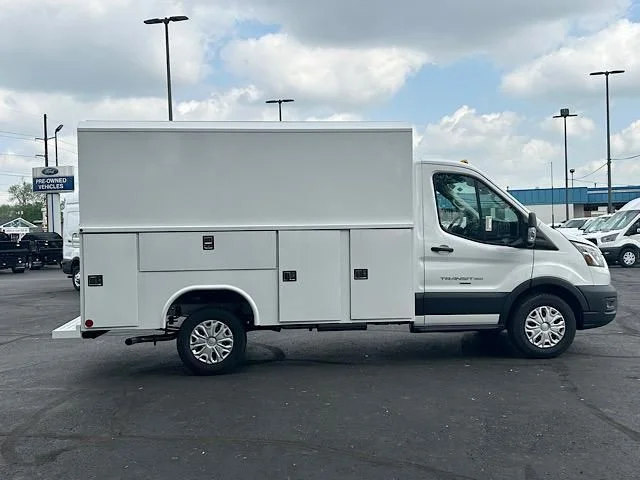 2024 Ford Transit Cutaway Base - Photo 17