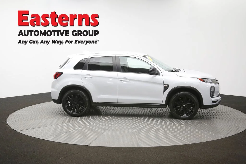 Used 2023 White Mitsubishi 2.0 LE image 46