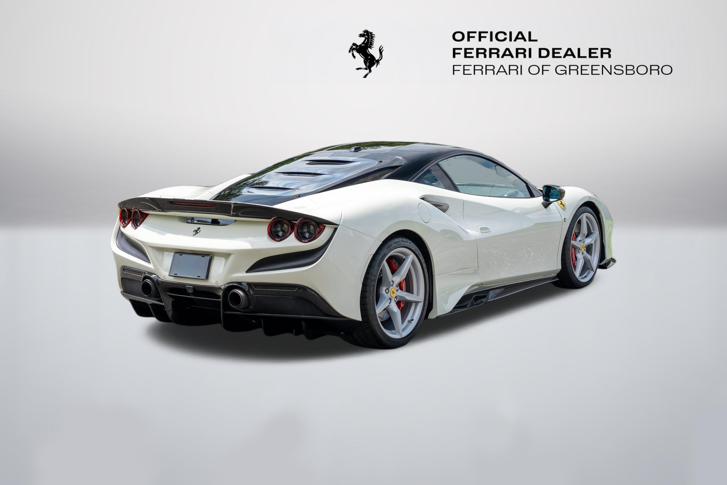 Used 2022 Bianco Avus Ferrari  image 7