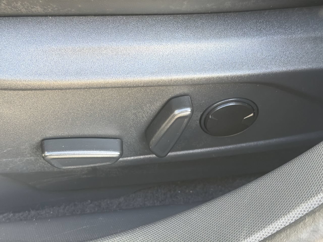 Used 2023 Shadow Black Ford Premium image 19