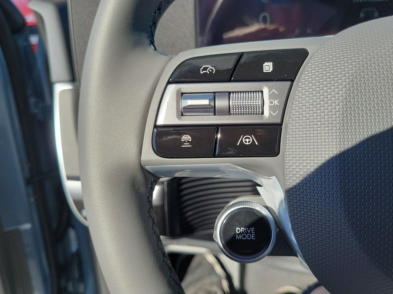 New 2026 Cyber Gray Hyundai SE image 6