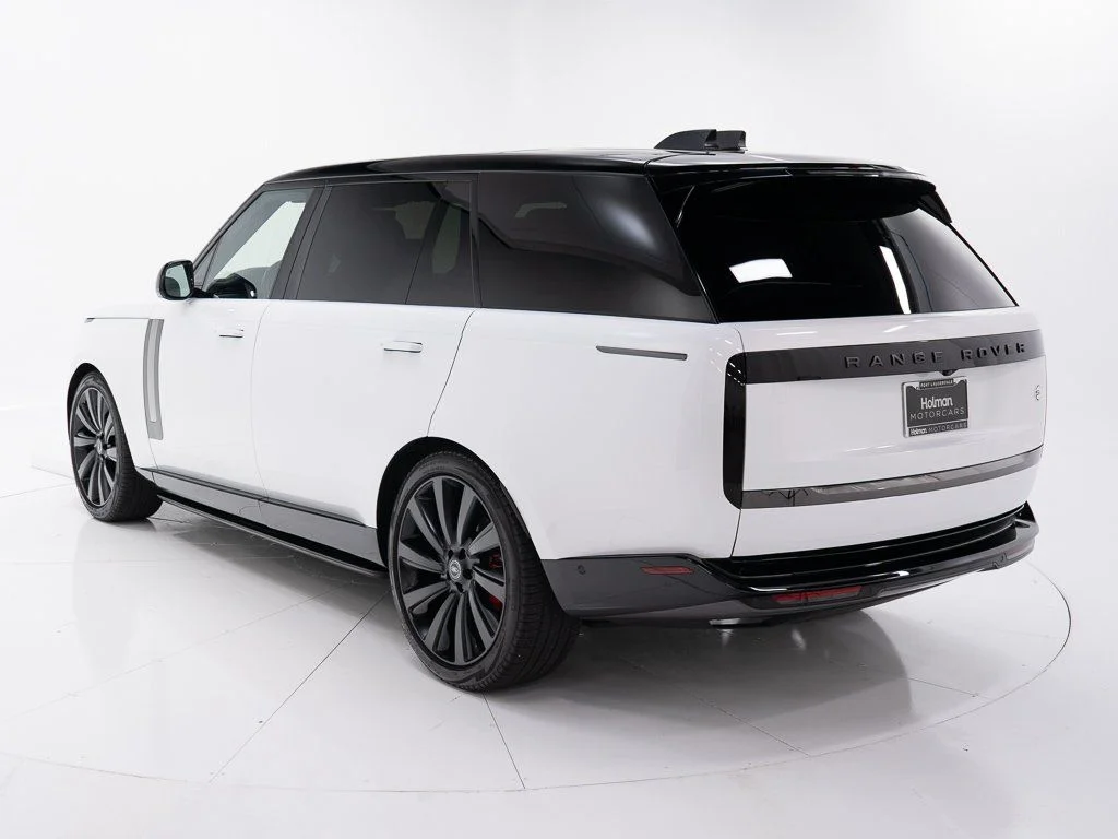 Used 2023 Ostuni Pearl White Land Rover SV LWB P530 image 3