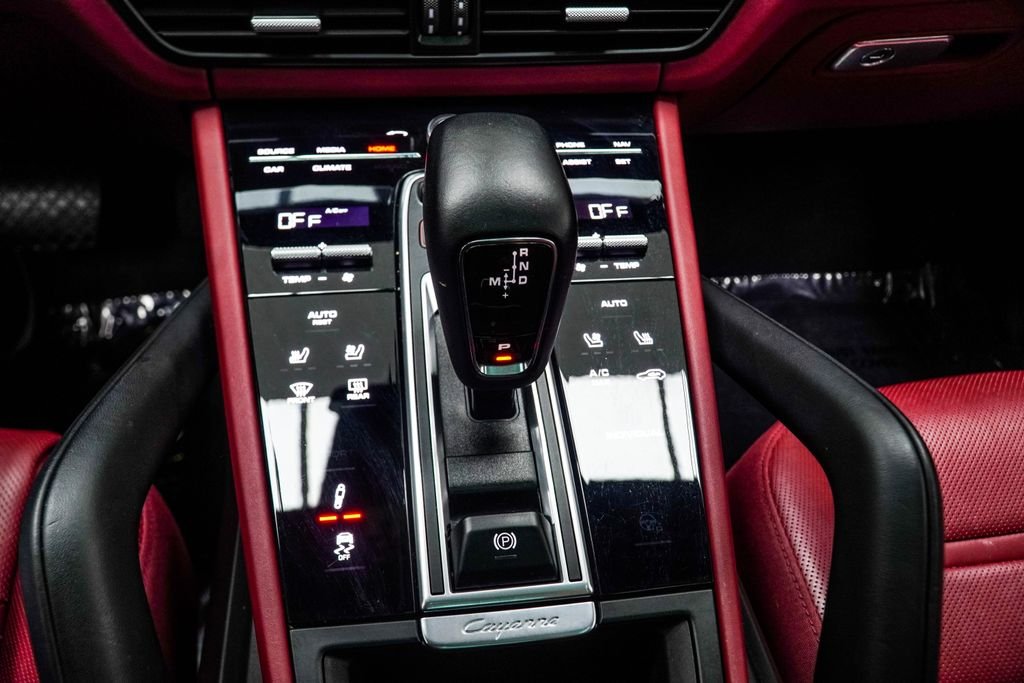 Used 2023 Silver Porsche Base image 27