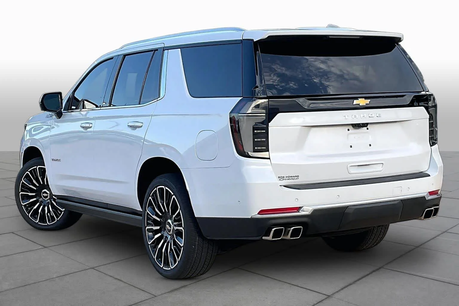 Used 2026 Polar White Tricoat Chevrolet High Country image 12