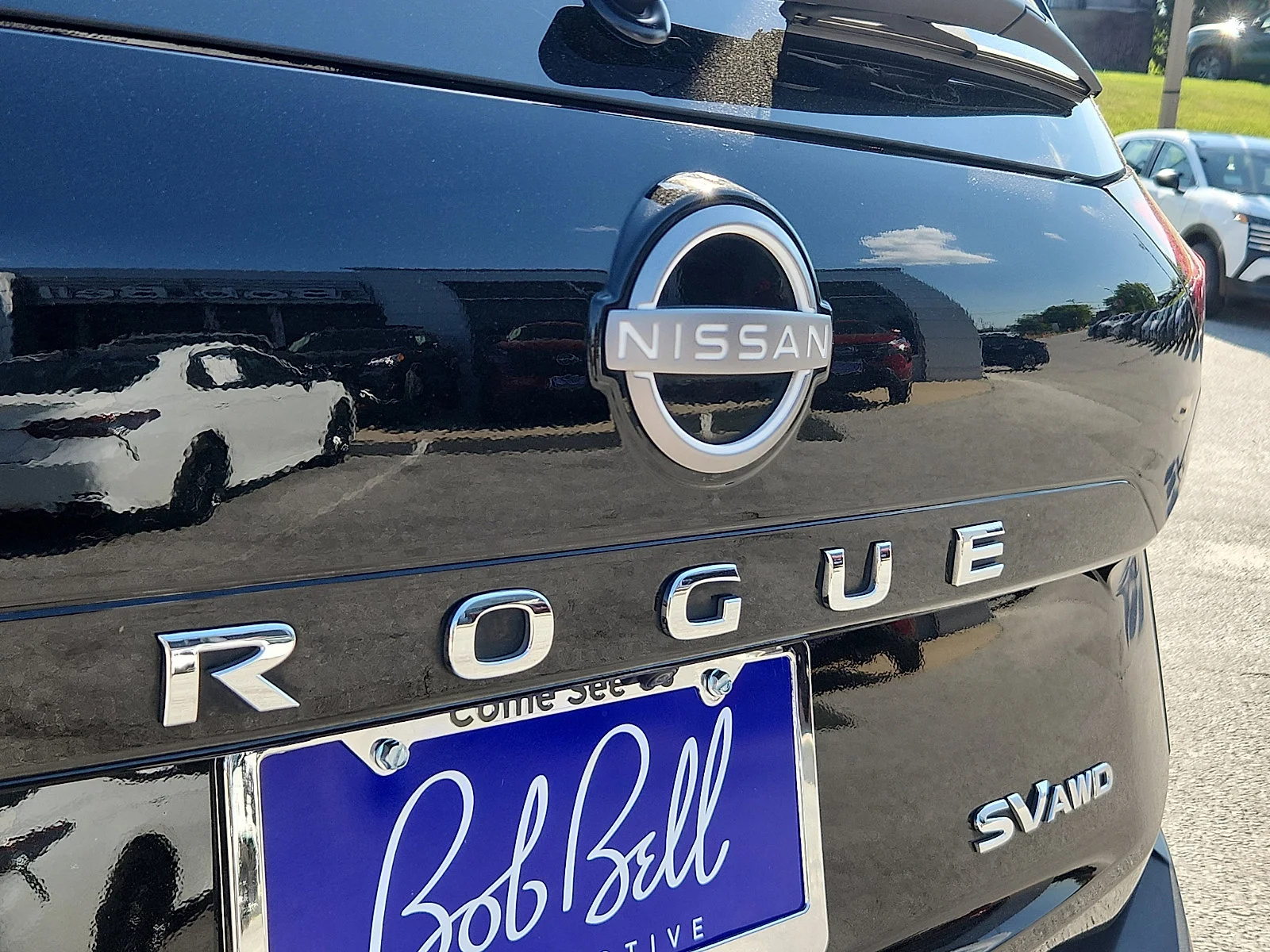 Used 2023 Black Nissan SV image 30
