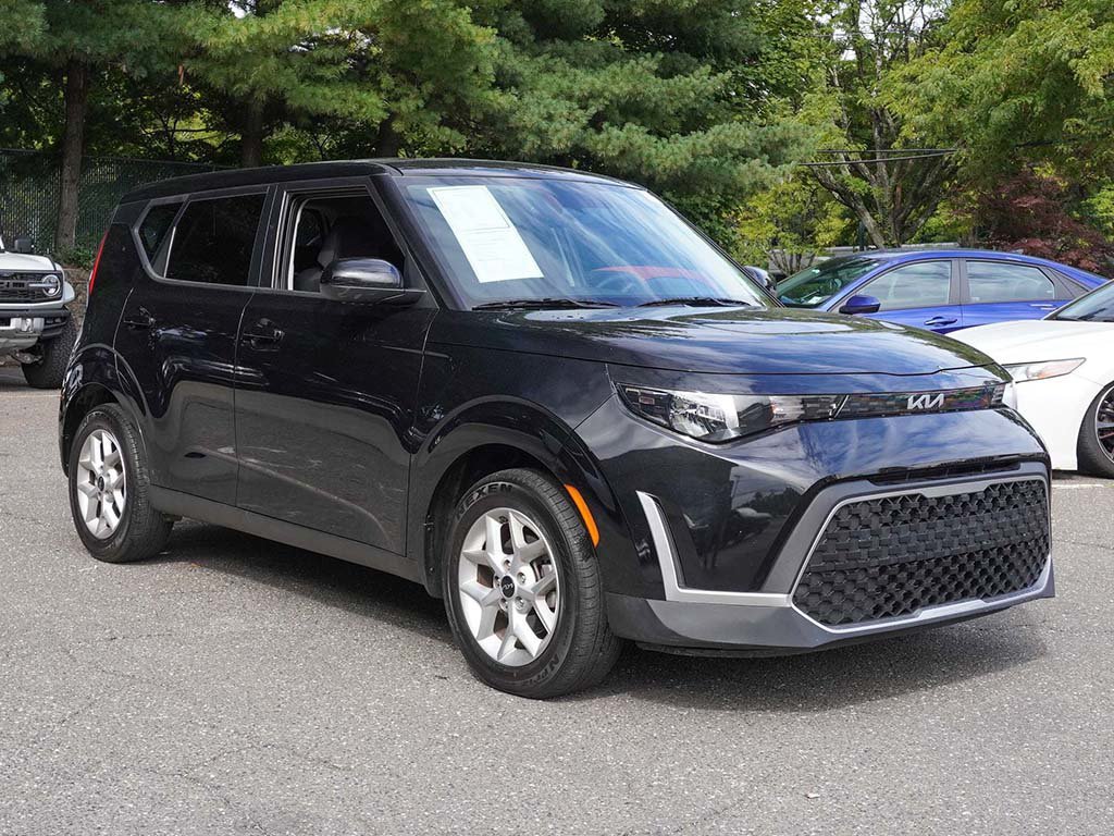 Used 2024 Kia Soul LX with VIN KNDJ23AU6R7234729 for sale in Riverdale, NJ