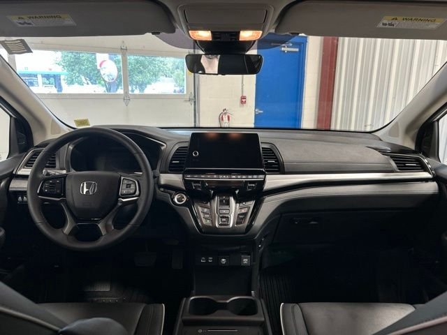 2026 Honda Odyssey Touring - Photo 18