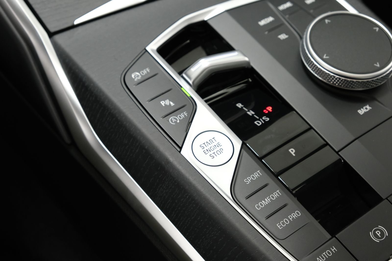 New 2026 Dravit Grey Metallic BMW 330i xDrive image 29