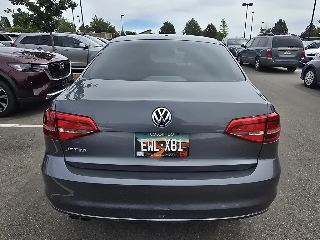 Used 2015 Platinum Gray Metallic Volkswagen 2.0L S image 14