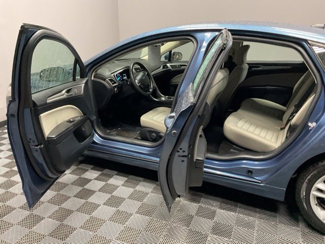 Used 2018 Blue Metallic Ford S image 12