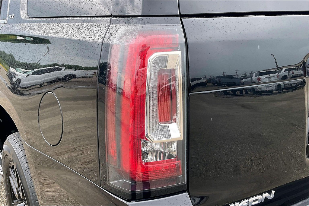 Used 2017 Onyx Black GMC SLT image 33