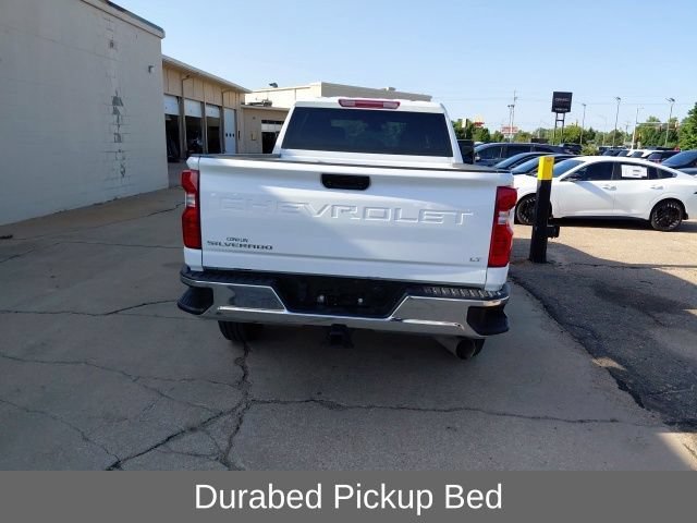 Used 2024 Summit White Chevrolet LT image 5