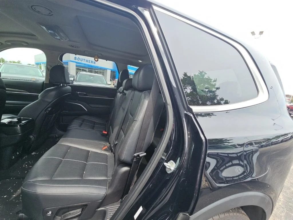 Used 2022 Black Kia SX image 10