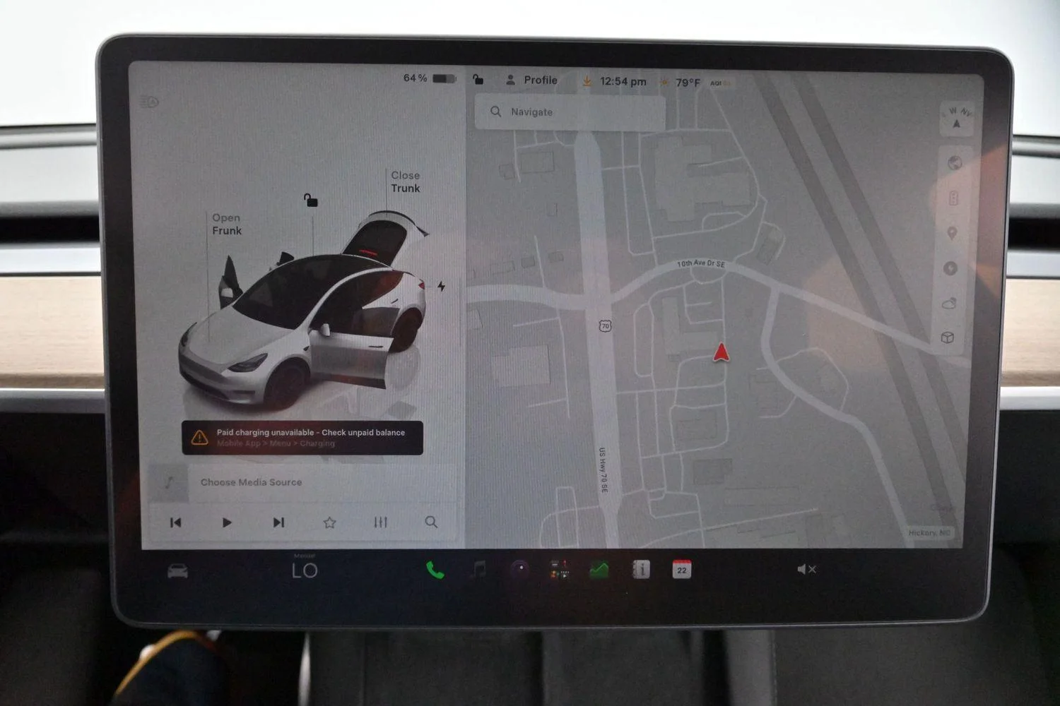 Used 2023  Tesla Performance image 21