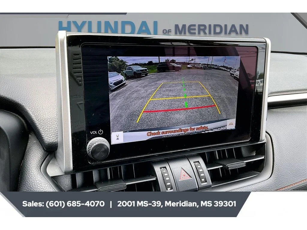 Used 2024 Ice Cap Toyota Adventure image 15