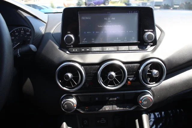 Used 2025 Gray Nissan S image 4