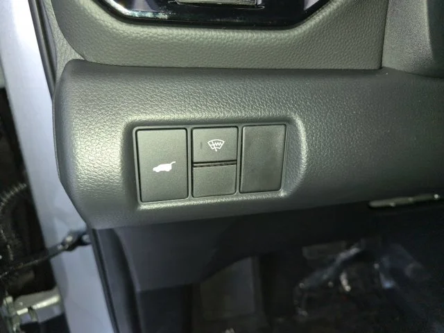 New 2026 Solar Silver Metallic Honda Black Edition image 15