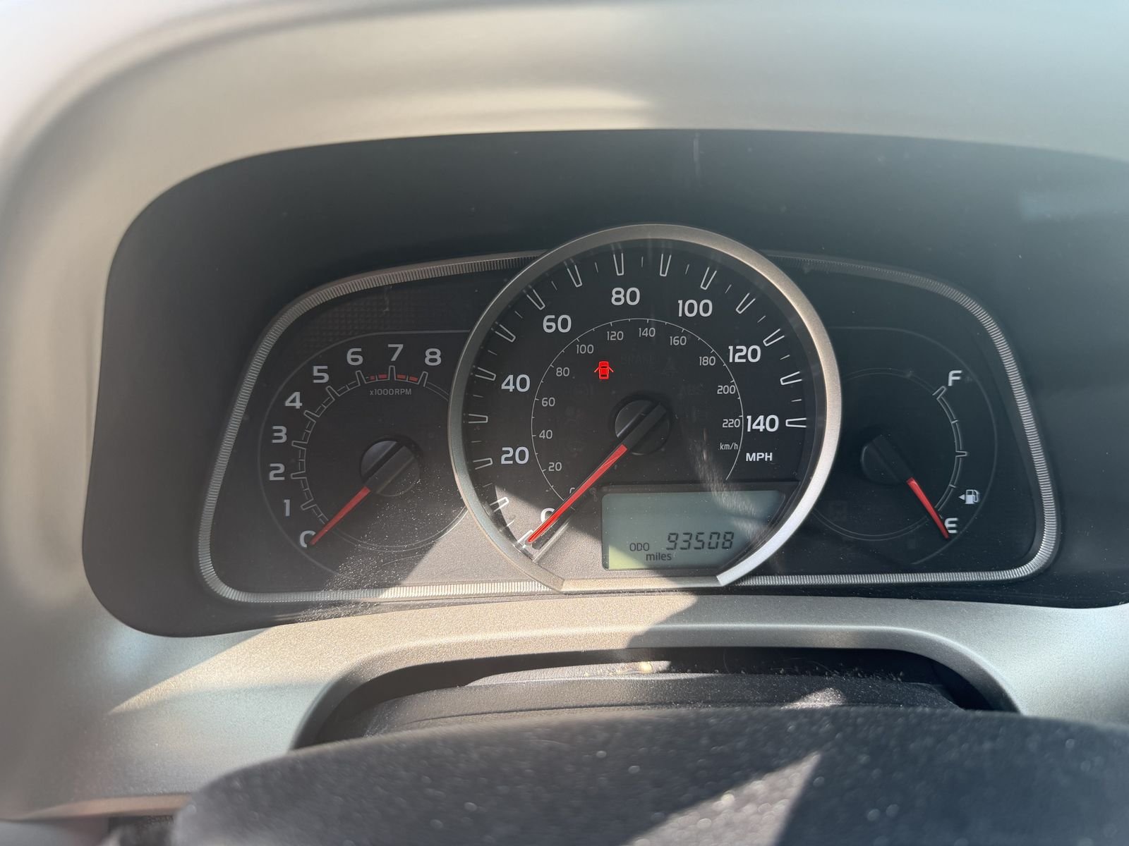 Used 2014 Red Toyota XLE image 3