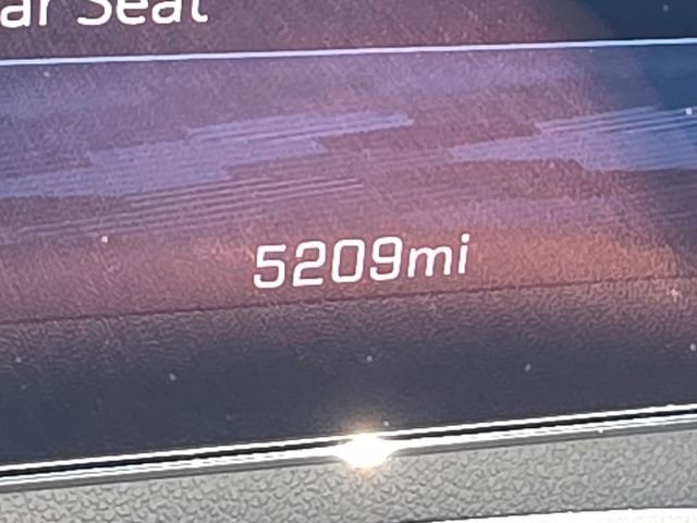 2026 Chevrolet Traverse LT - Photo 7