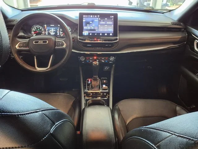 Used 2023 Crystal Metallic Jeep Trailhawk image 20