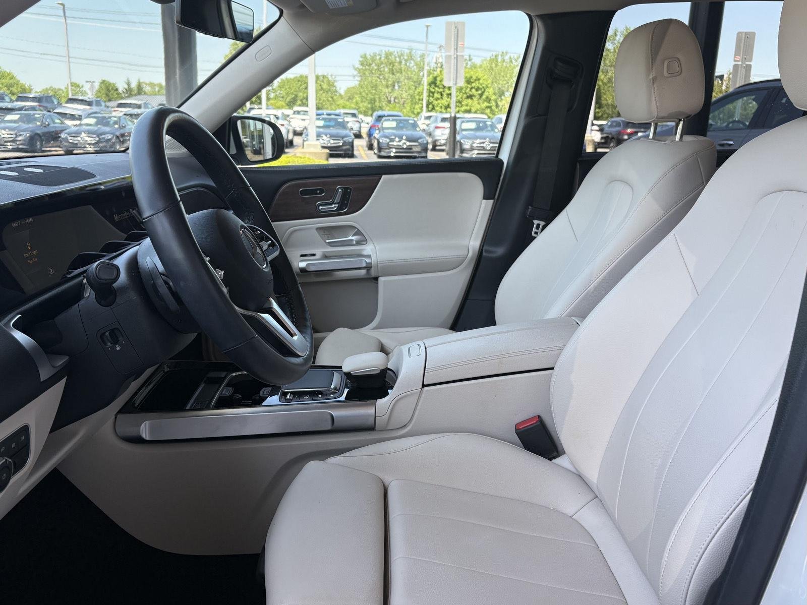 Certified Used 2023 Polar White Mercedes-Benz GLB 250 image 6