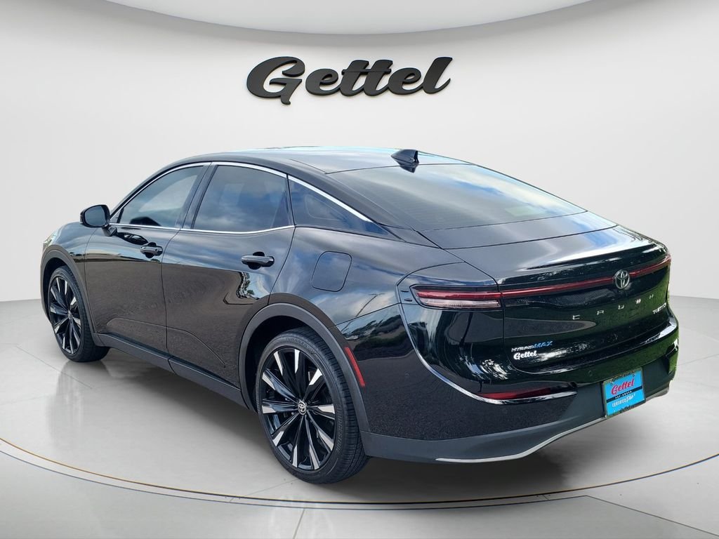 Certified Used 2023 Black Toyota Platinum image 7