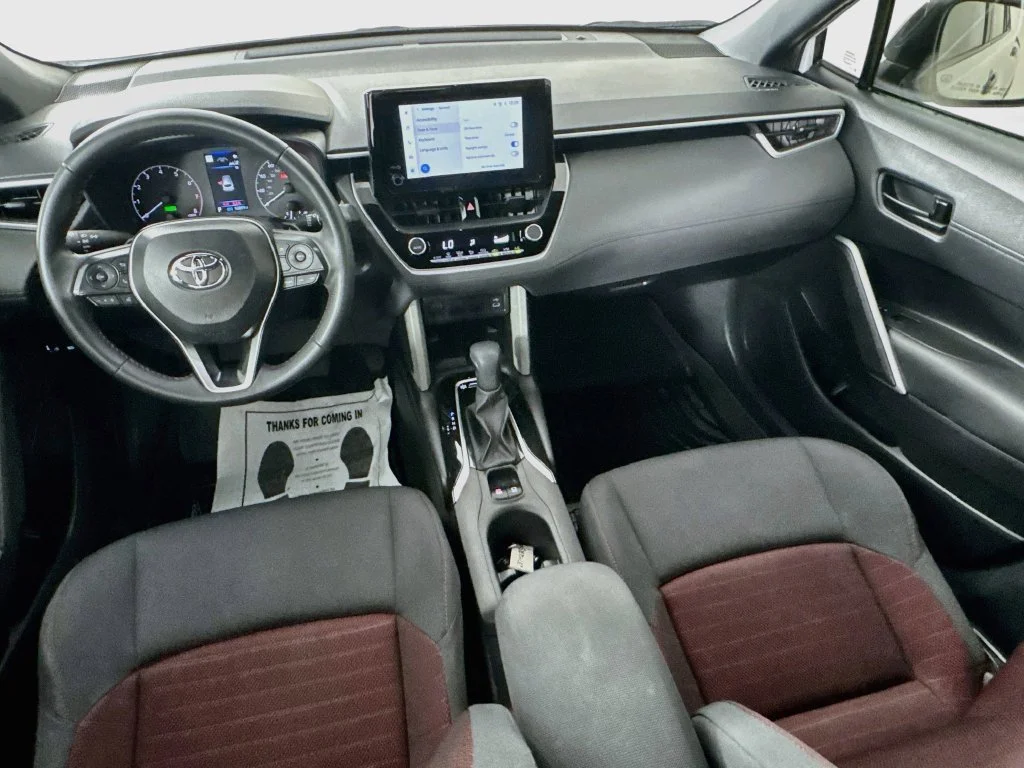 Used 2025 Wind Chill Pearl Toyota Hybrid Nightshade image 25