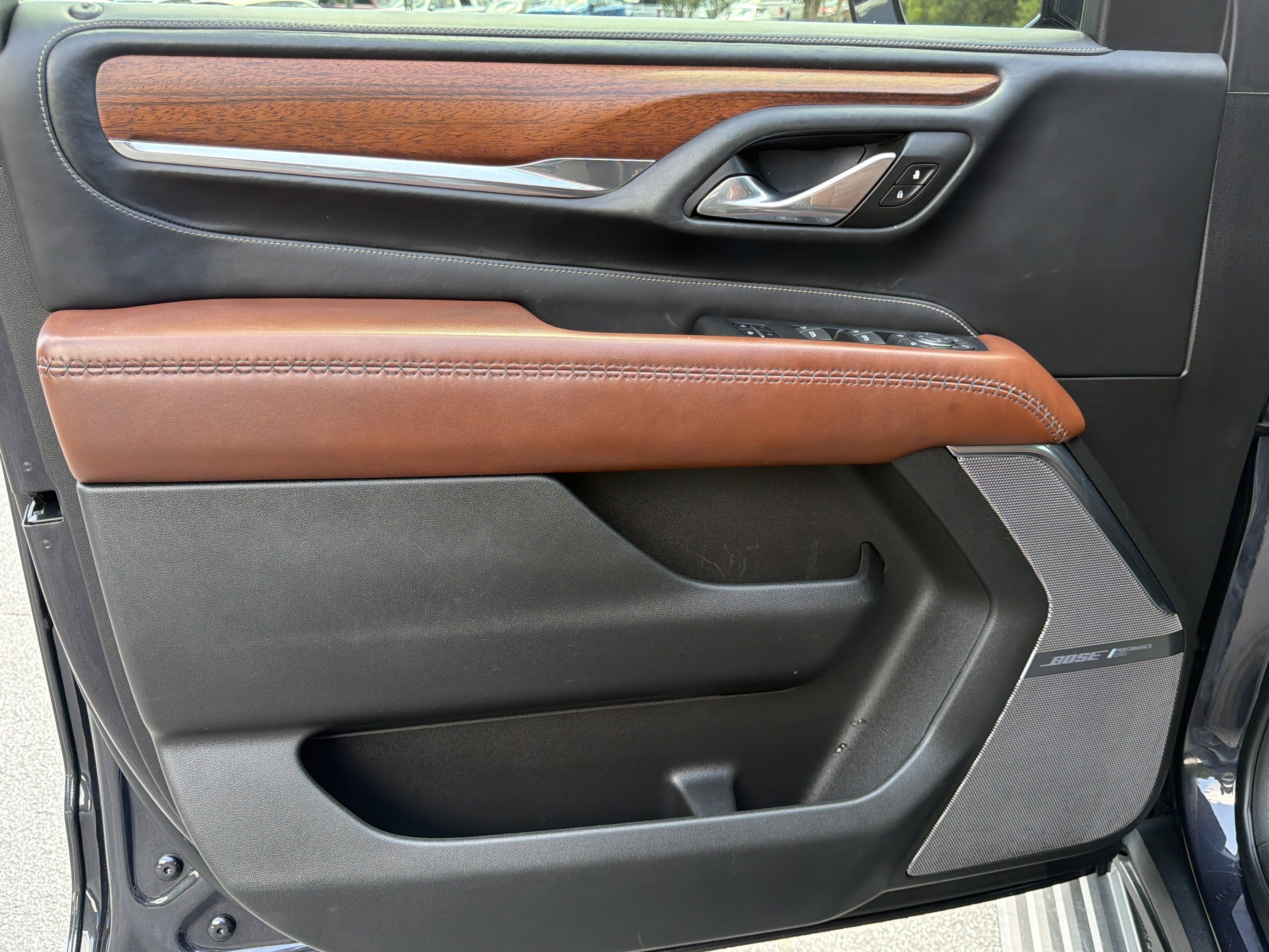2023 GMC Yukon Denali Ultimate - Photo 10