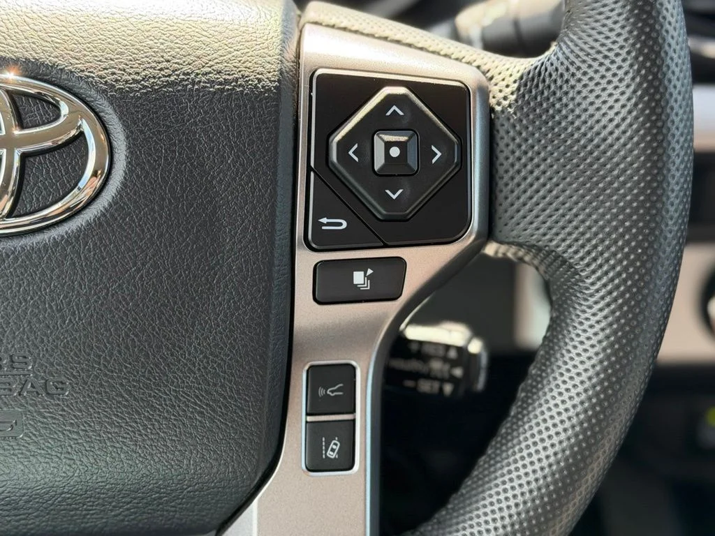 Used 2023 Blue Toyota SR5 image 10