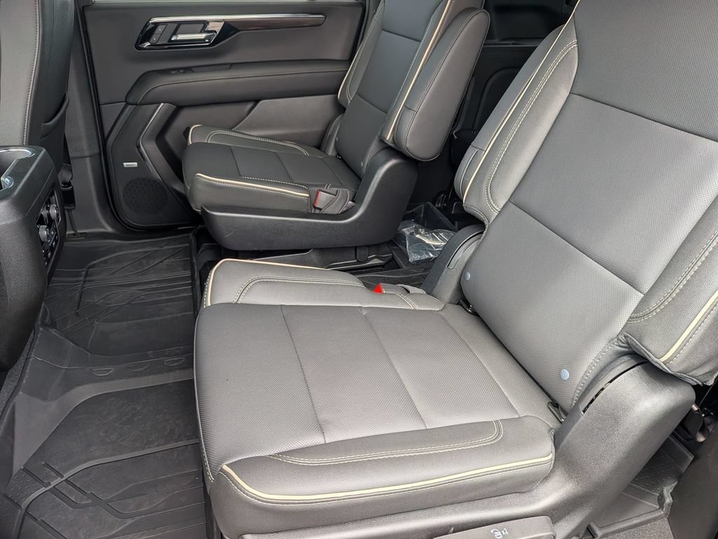 New 2026 Polar White Tricoat Chevrolet Premier image 36