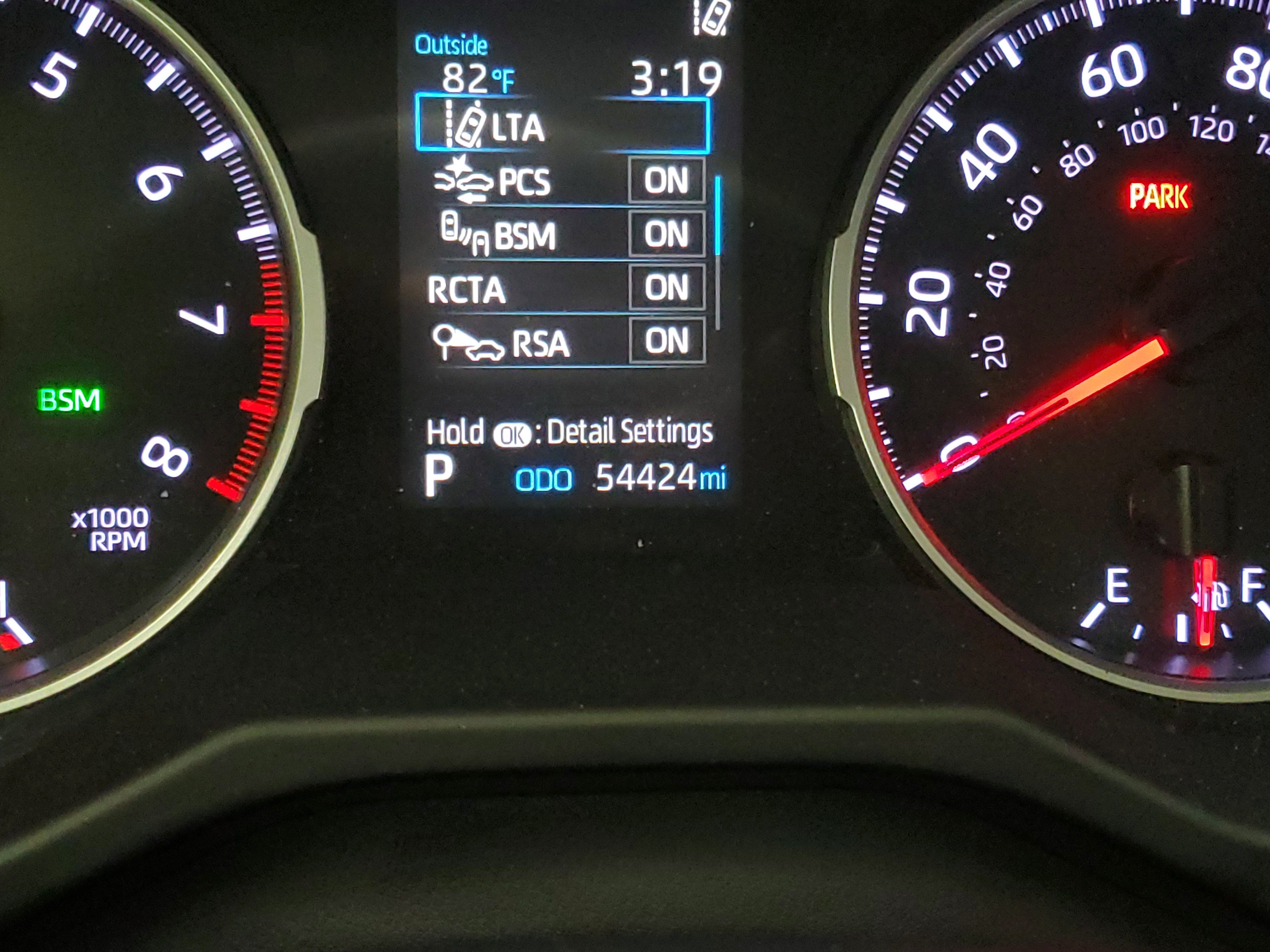 Used 2021 Lunar Rock Toyota XLE Premium image 26
