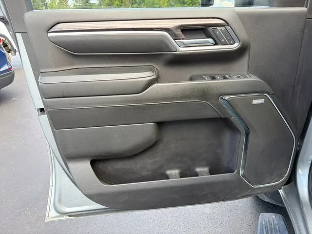Used 2024 Sterling Gray Metallic Chevrolet LTZ image 17