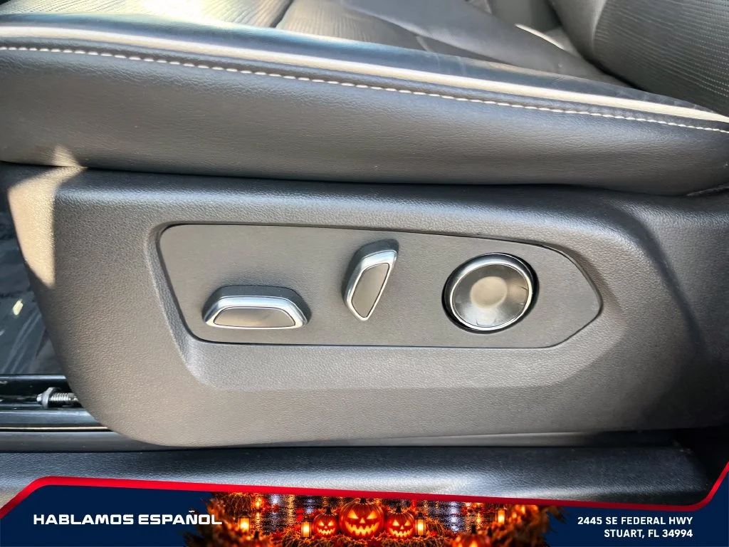 Used 2025 Black Raven Cadillac Premium Luxury image 16