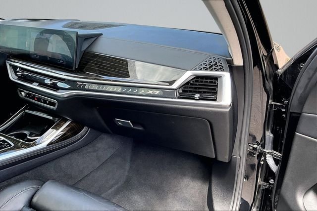 2023 BMW X7 40i - Photo 13