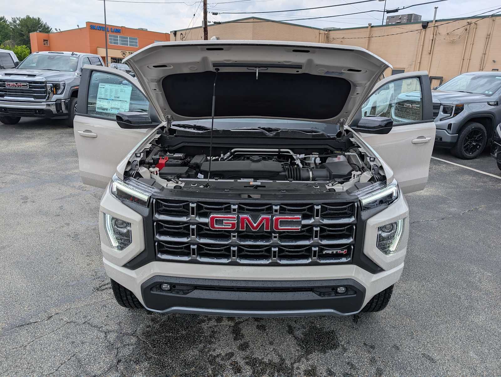 2026 GMC Canyon AT4 - Photo 10