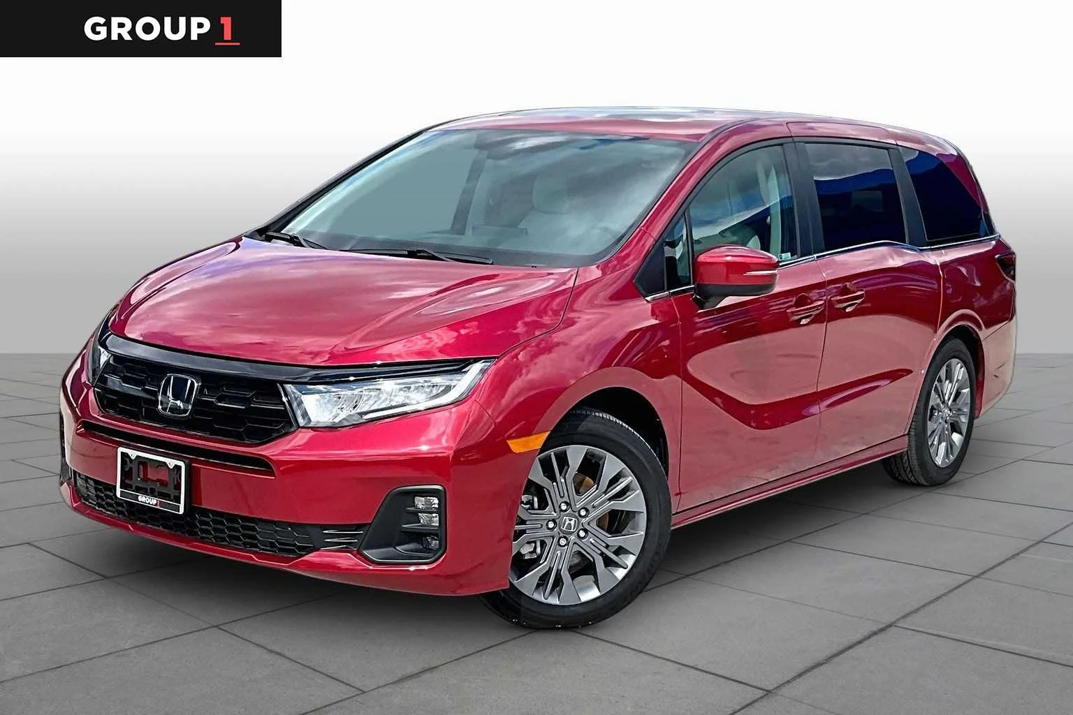 2026 Honda Odyssey Touring's photo