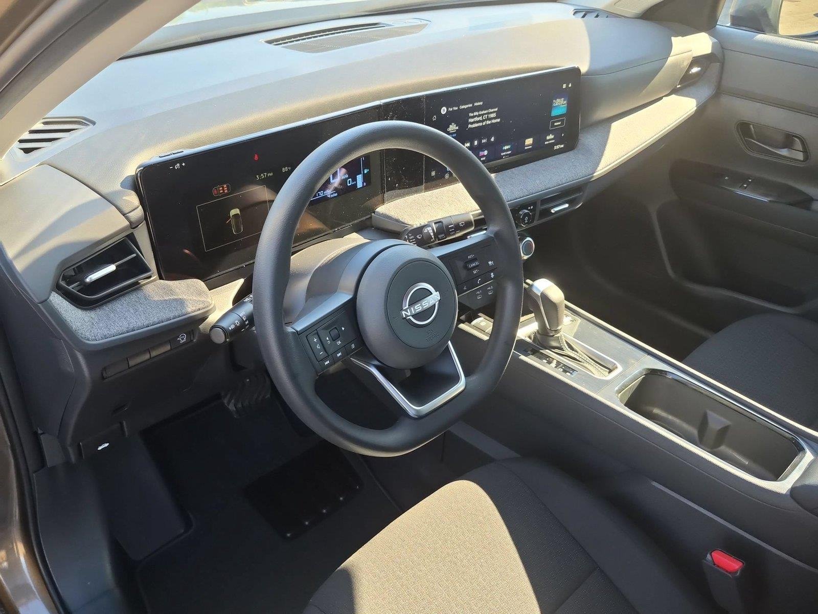 New 2027 Canyon Bronze Metallic Nissan S image 18