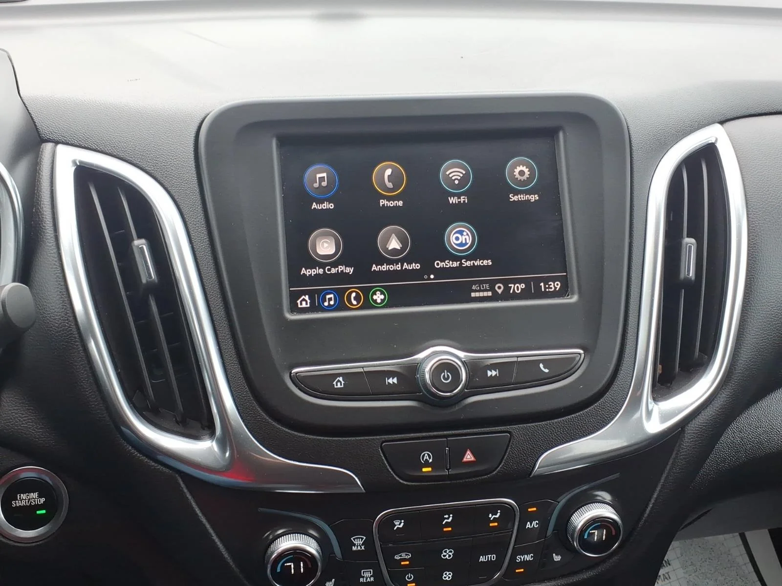 Used 2024 Lakeshore Blue Chevrolet LT image 18