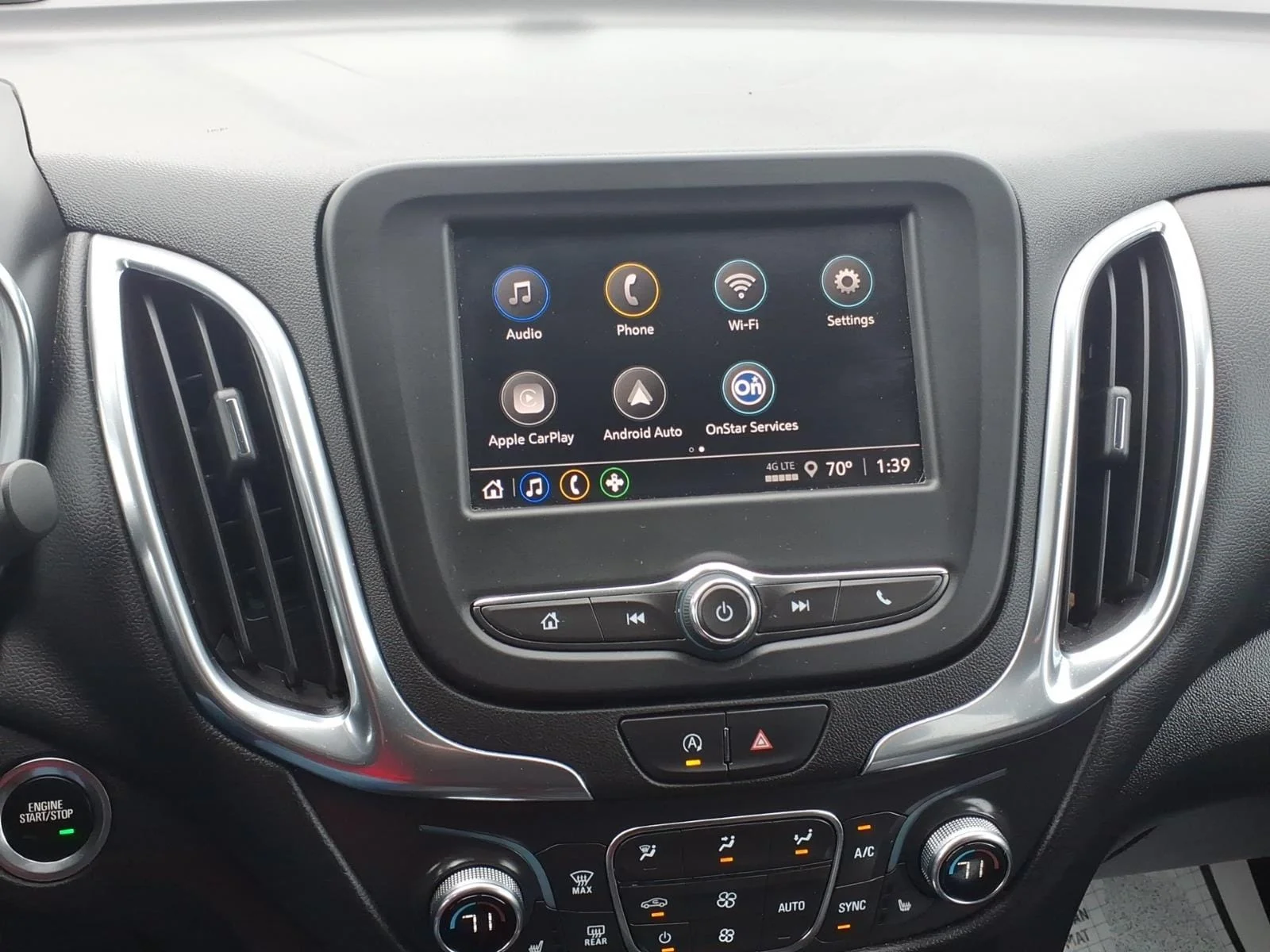 Used 2024 Lakeshore Blue Chevrolet LT image 18