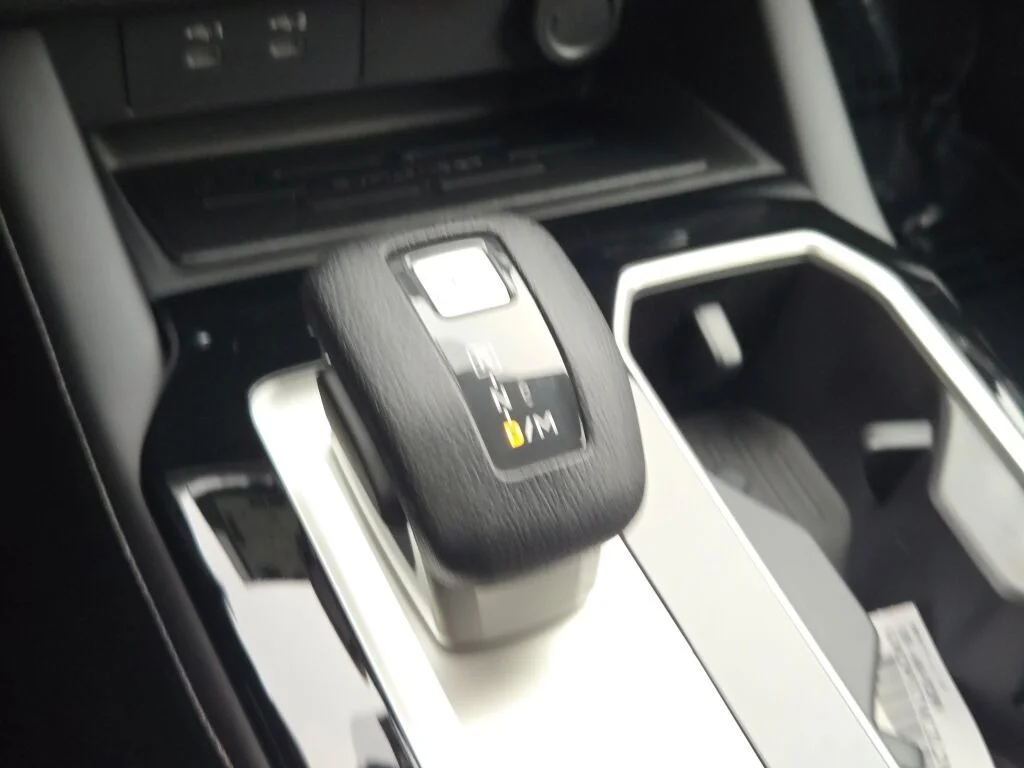 New 2026 White Mitsubishi ES image 21