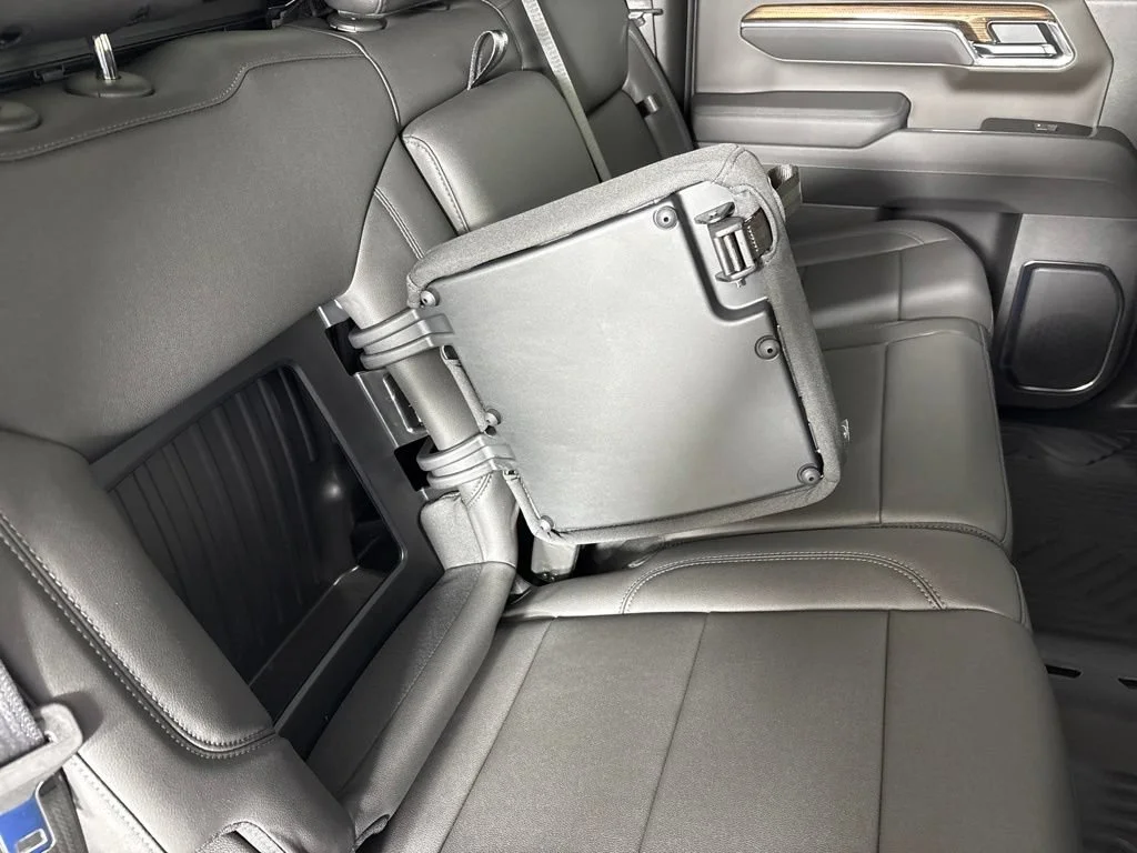 New 2026 Summit White Chevrolet LT Trail Boss image 28