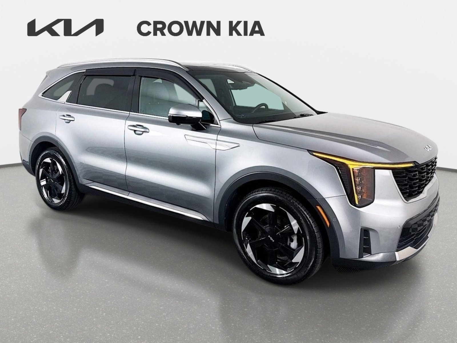 Used 2025 Steel Gray Kia SX Prestige image 3