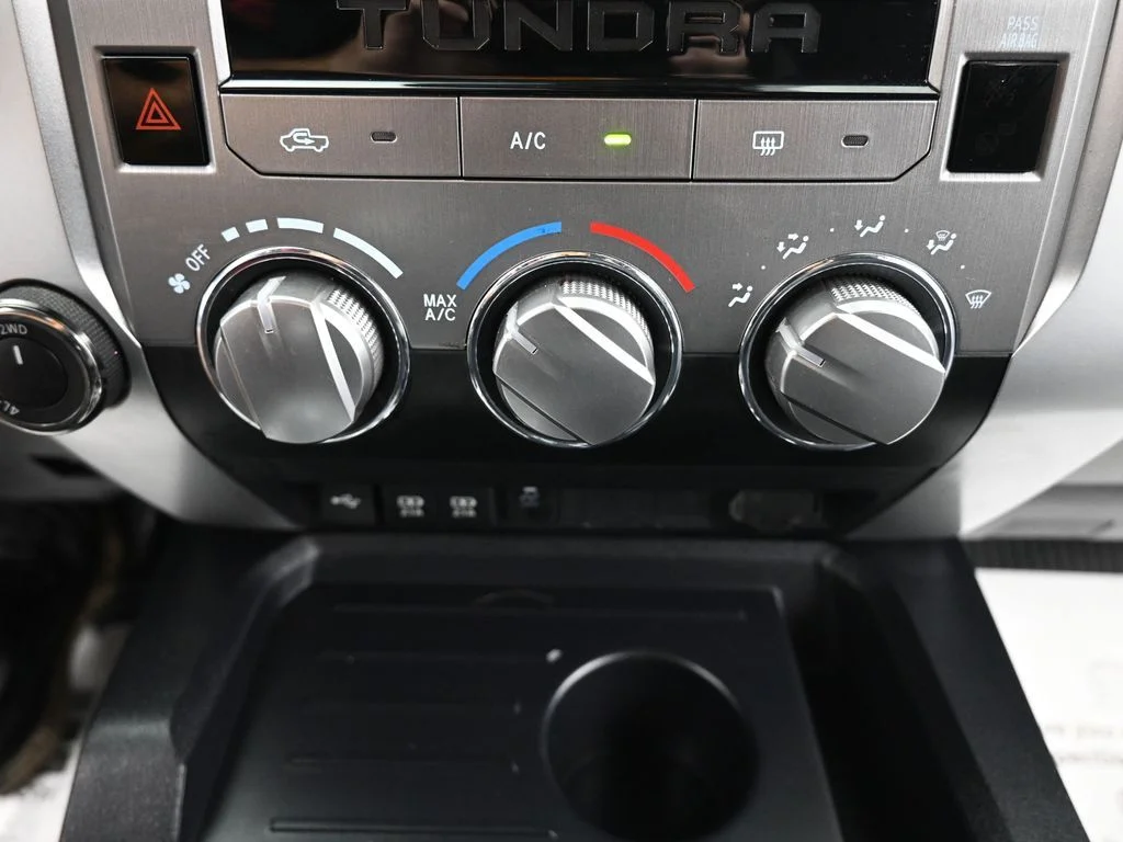 Used 2021 White Toyota SR5 image 23