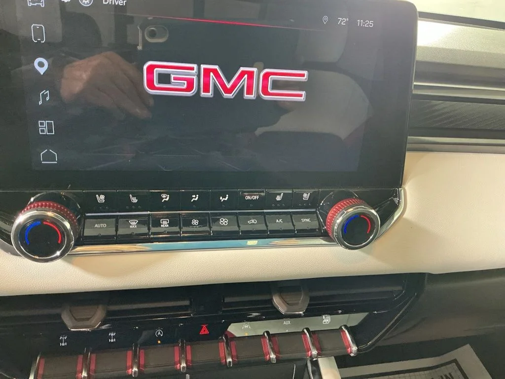 Used 2025 Red GMC AT4 image 16
