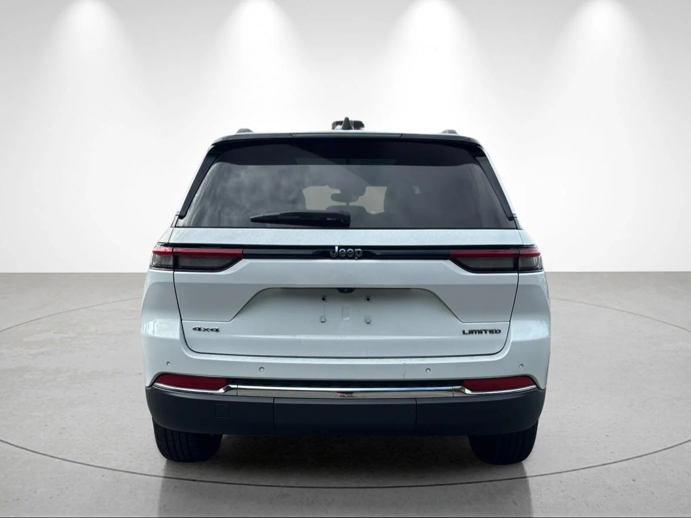Used 2023 Bright White Clearcoat Jeep Limited image 4