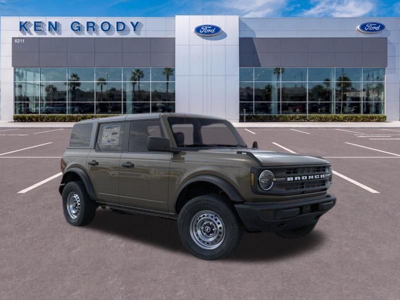 2026 Ford Bronco Base 4x4's photo