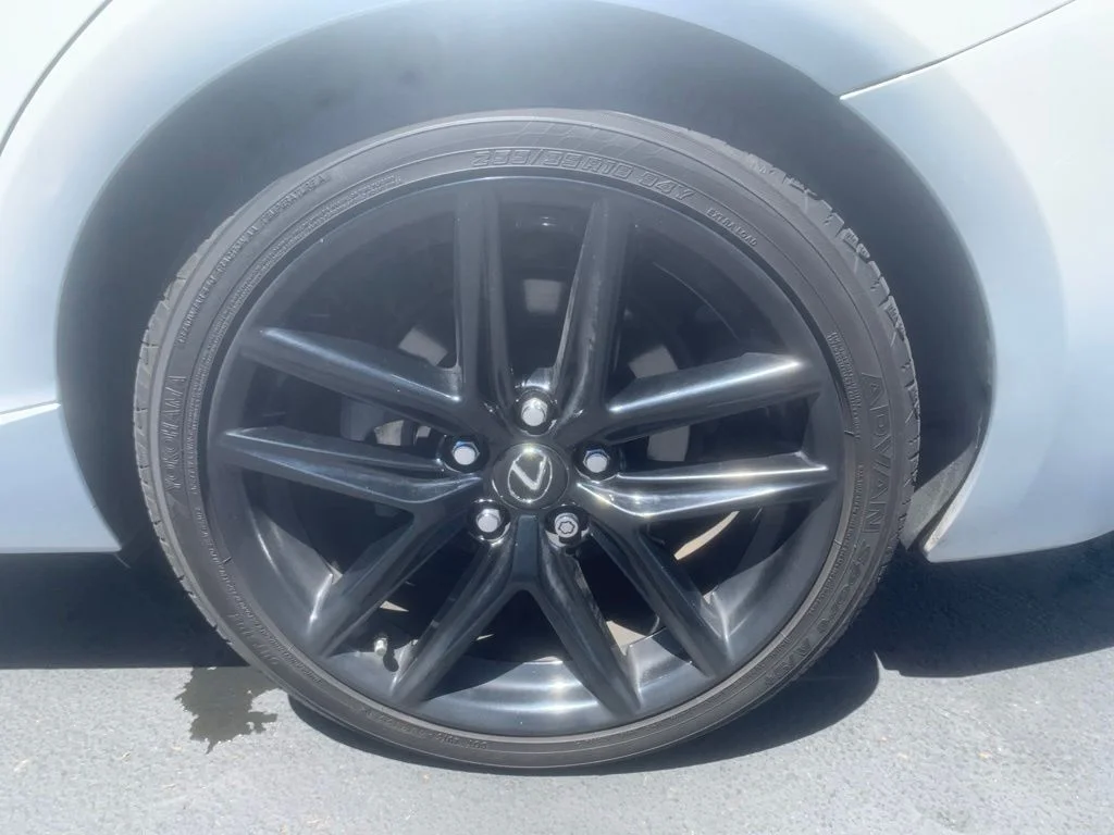 Used 2015 Ultra White Lexus 250 Crafted Line image 9