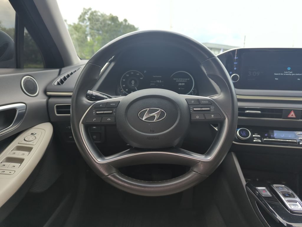 Used 2023 Blue Hyundai SEL image 17